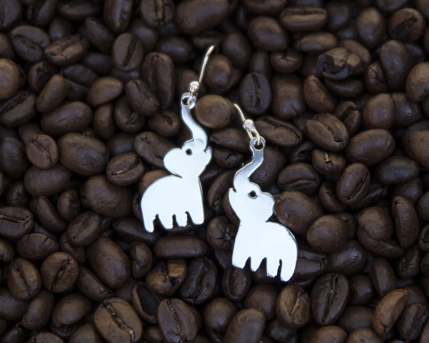 Silver-elephant-earrings.jpg