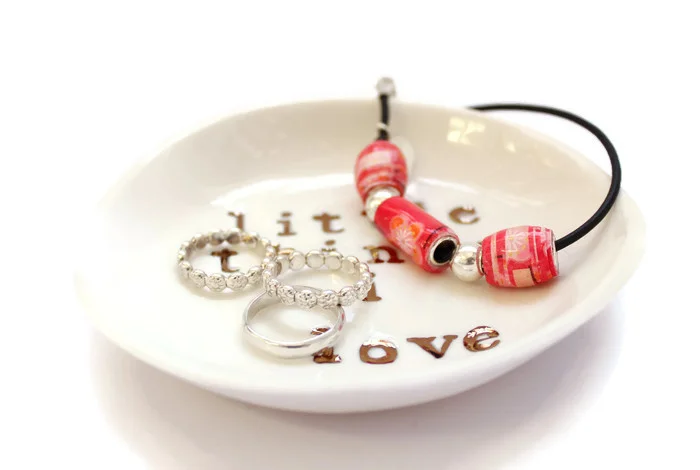 Japanese paper bead bracelet