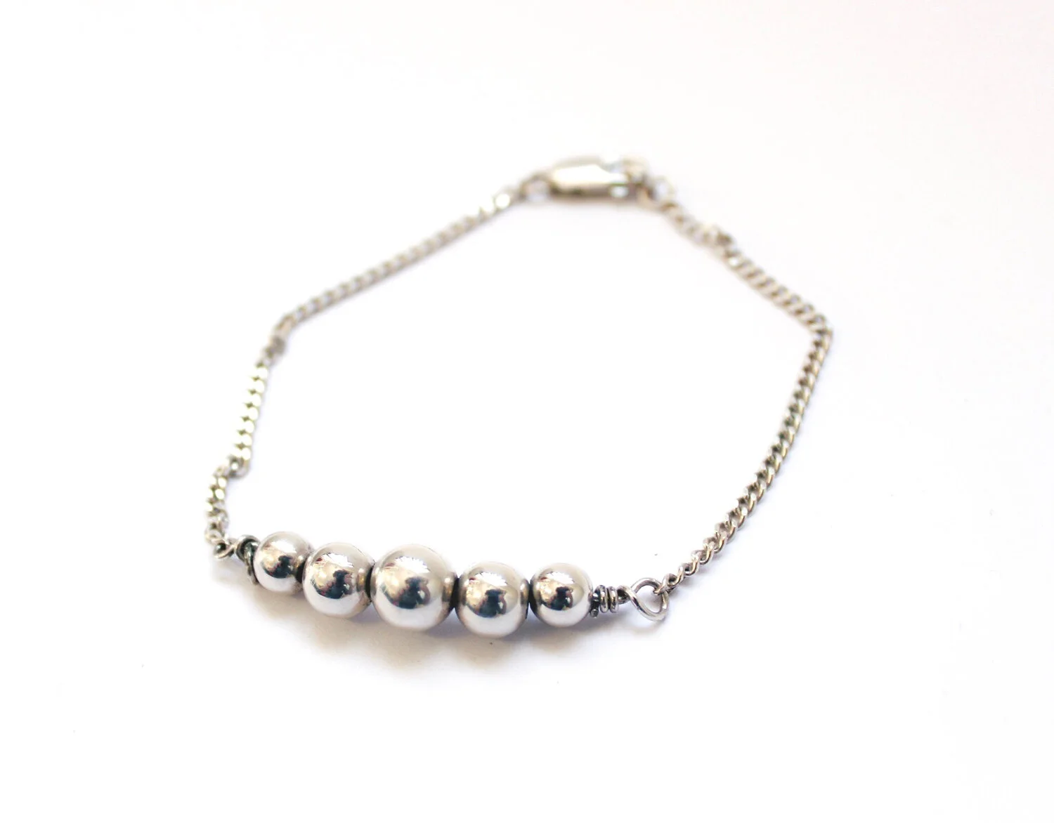 Silver-Goose-5-silver-bead-bracelet.jpg
