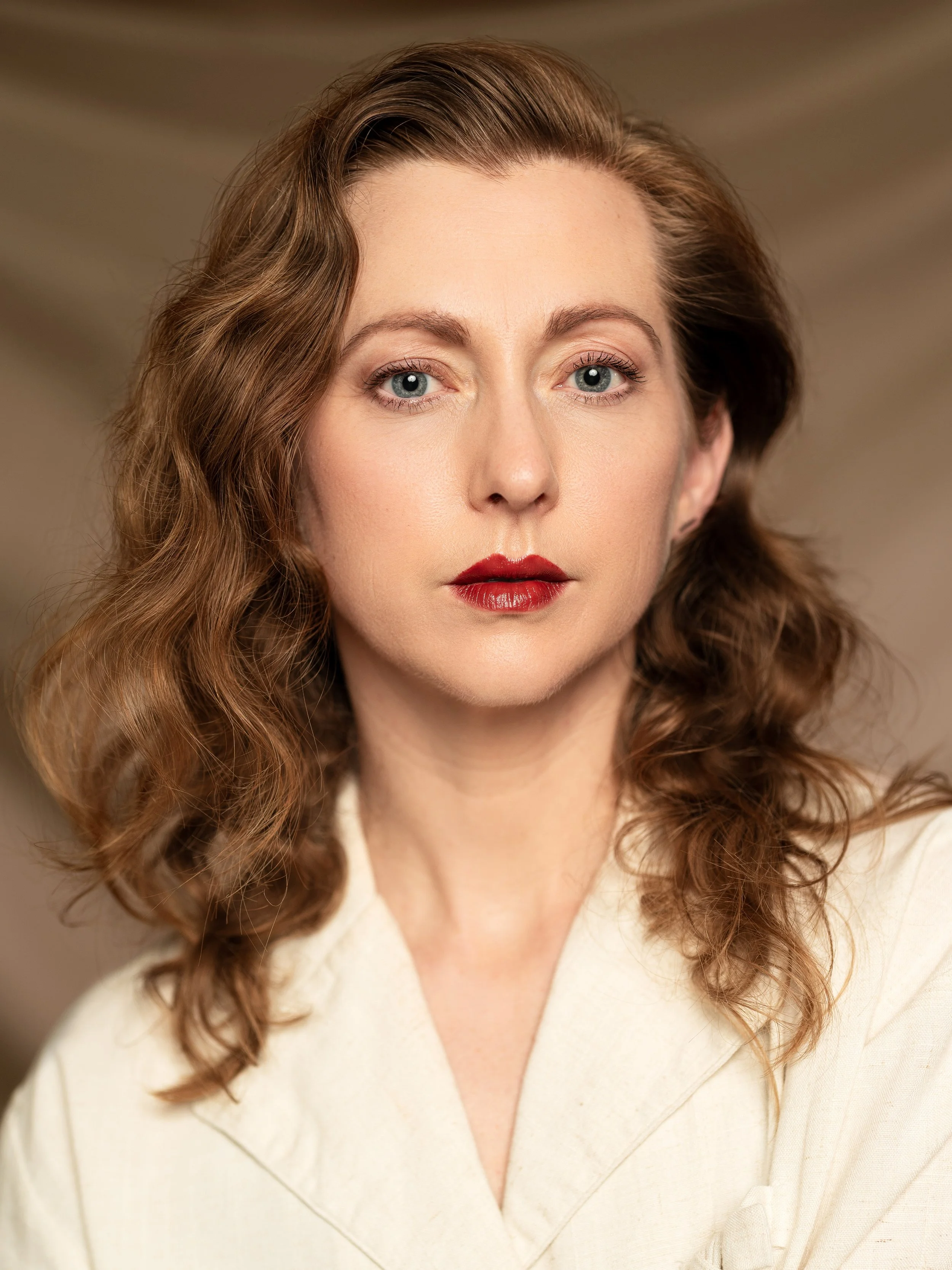 Headshot Kalin Morrow, Photo by Alina Fejzo (Fejzo Photography)