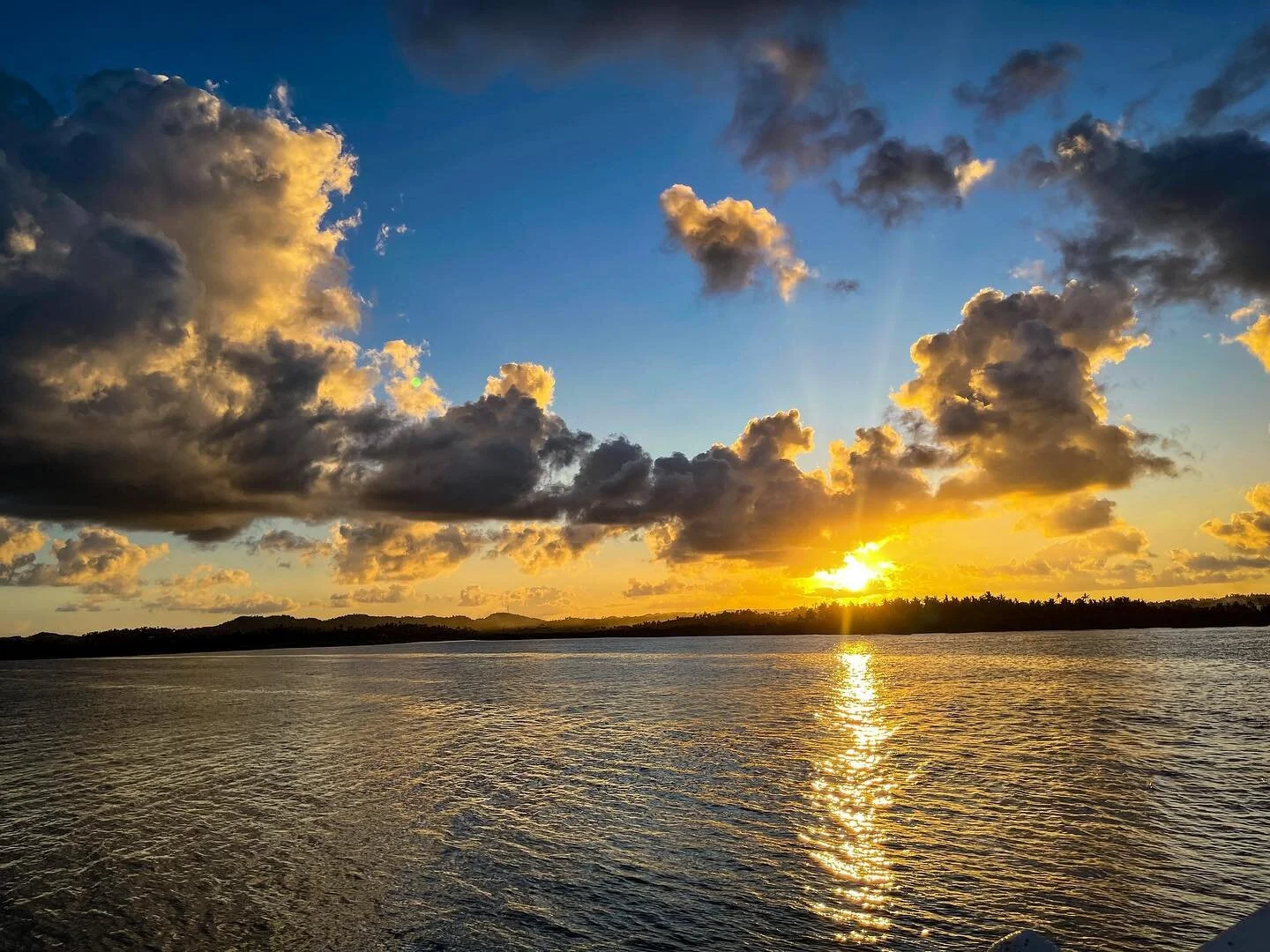 &quot;Like a breathtaking sunset, life reminds us to cherish every moment and embrace the beauty of transitions.&quot;

#life #lesson #learn #thanks #travel #enjoy #newbeginnings #sunset #clouds #love #iphonephotography