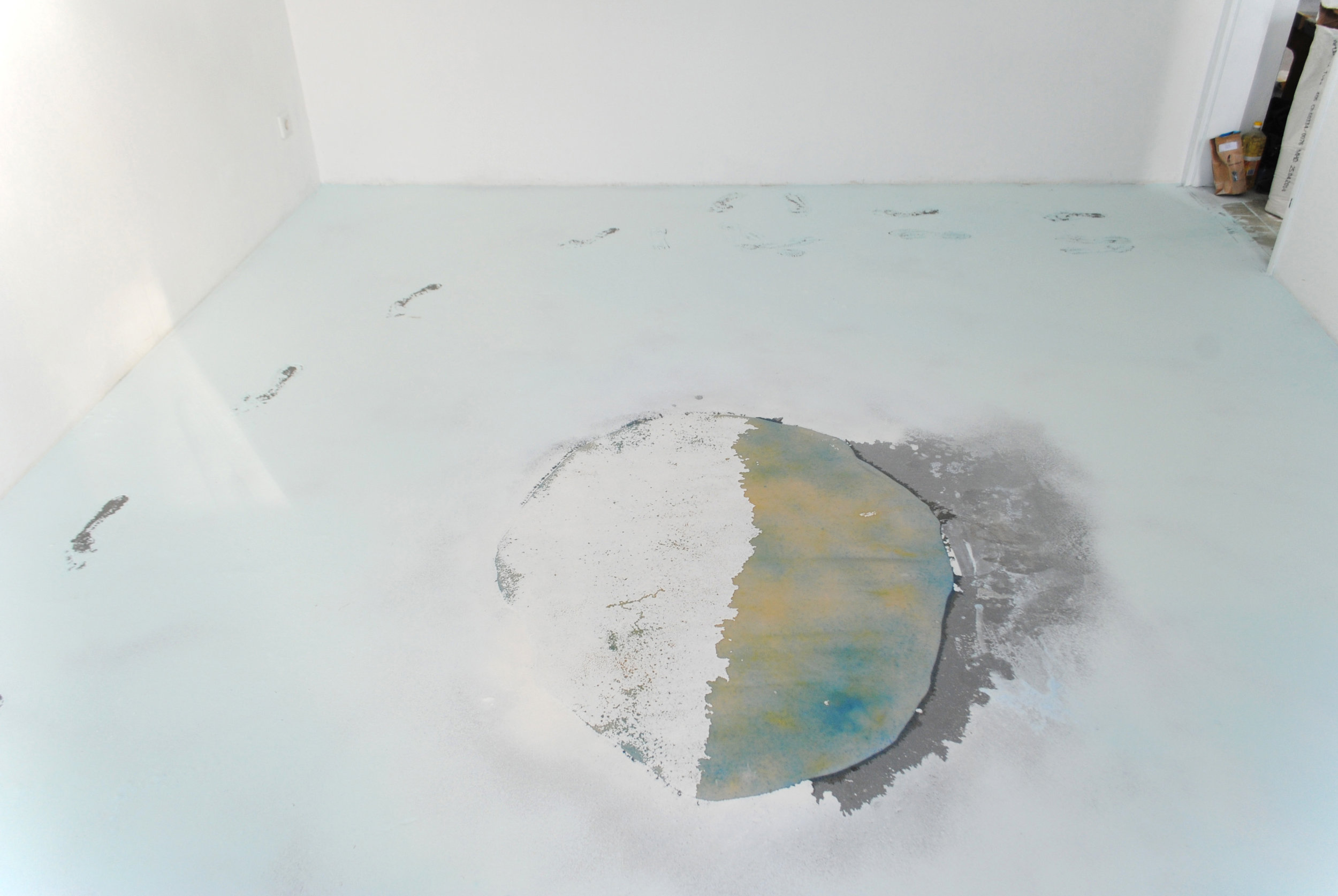 Soap-powder - Soap, fluor, pigments, 400 x 300 cm, De hemel bevolken, Kunstpodium T, Tilburg, 2014