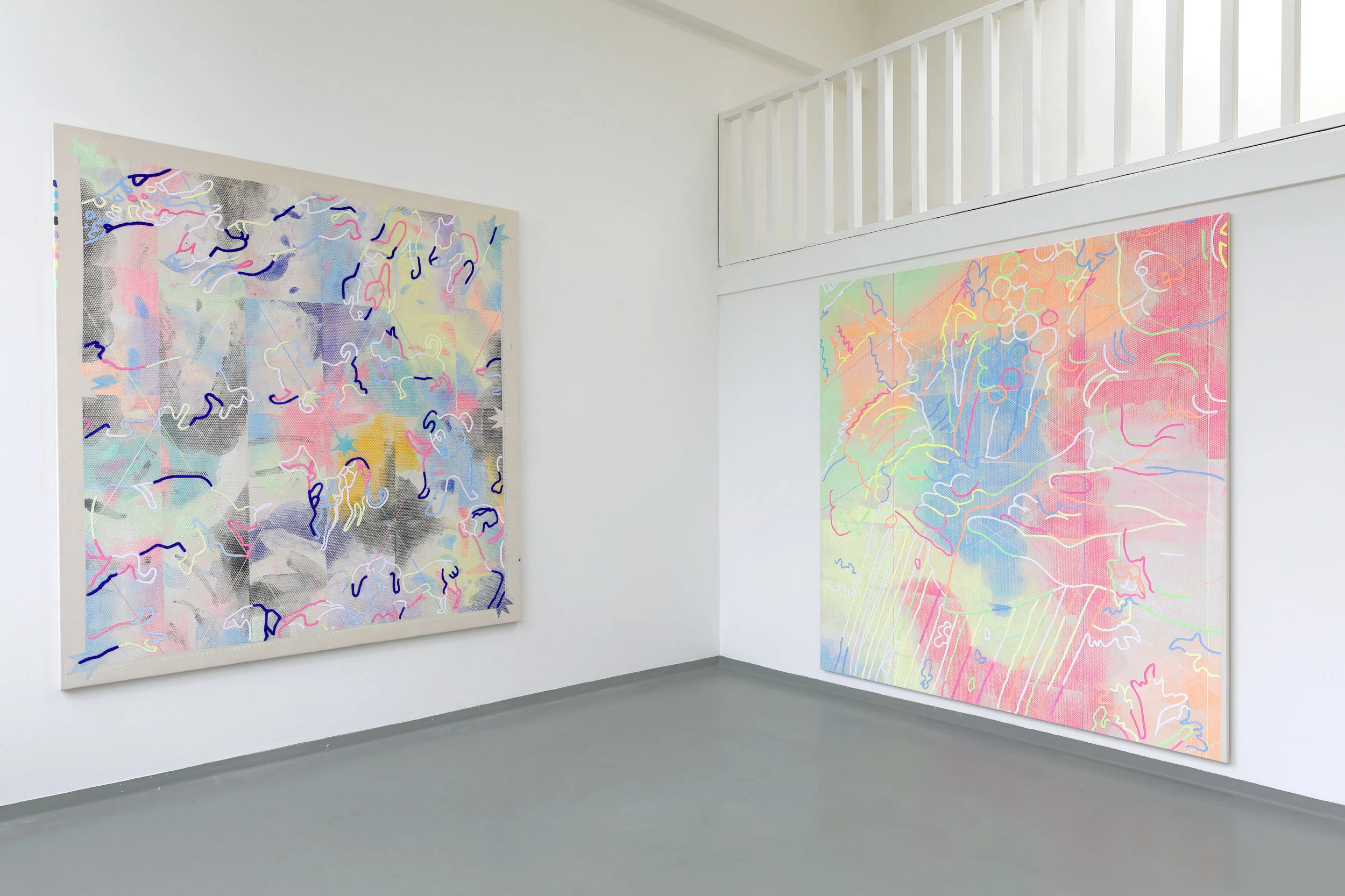 Threadingdoek: Doggies + Threadingdoek: Bianca Degli Utili Maselli holding a dog and surrounded by six of her children - Mixed media, 190x 200 cm, 190 x 200 cm, Van Eyck Open Studio's 2019