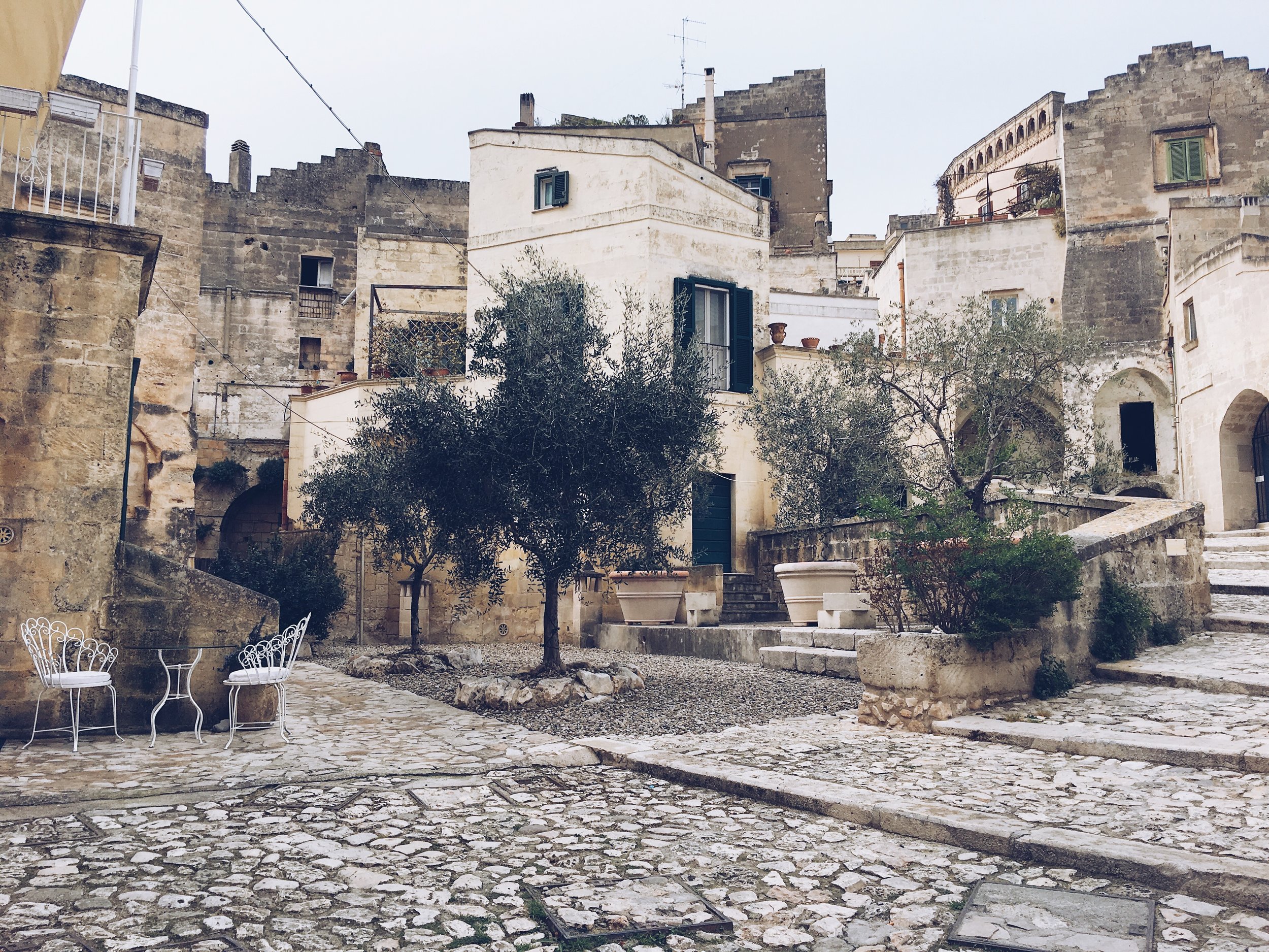 Matera courtyard