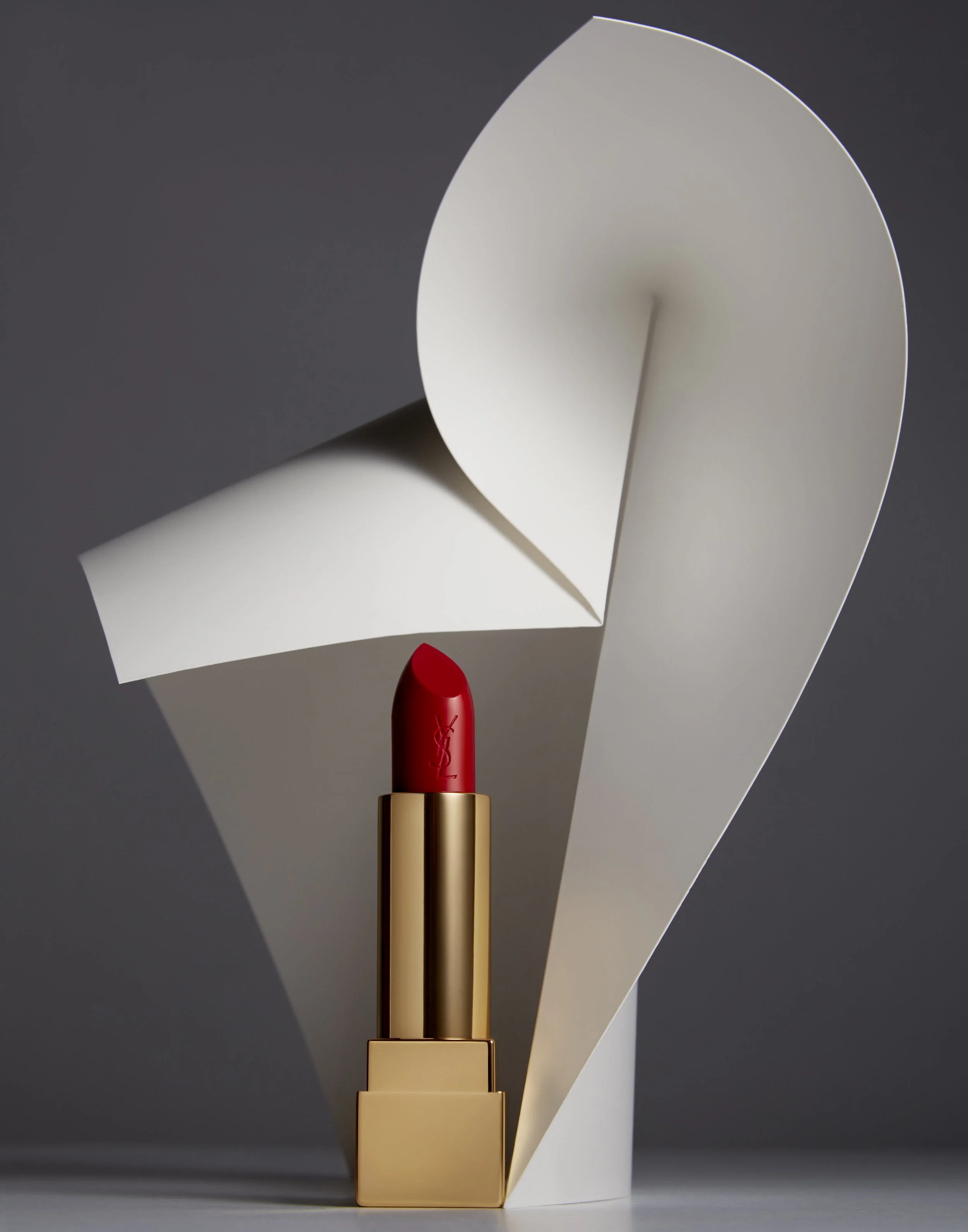 Paper_Folds-Lipstick-02-3.jpg