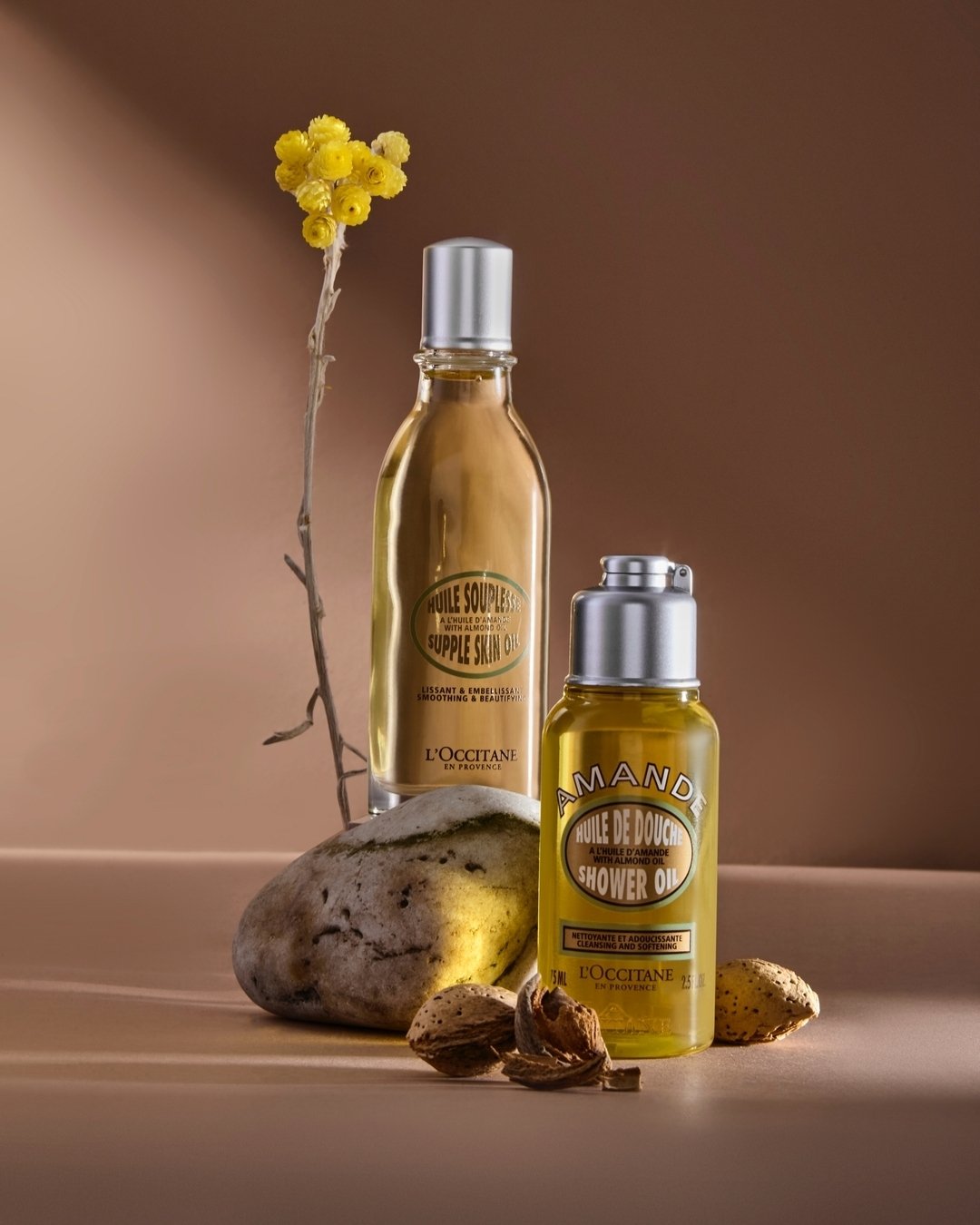 Shining a light on almond oil for @loccitane
-
- #campaign #model #campaignphotography #campaigngraphicdesign #graphicdesign #modelphotography #campaignphotographer #modelphotographer