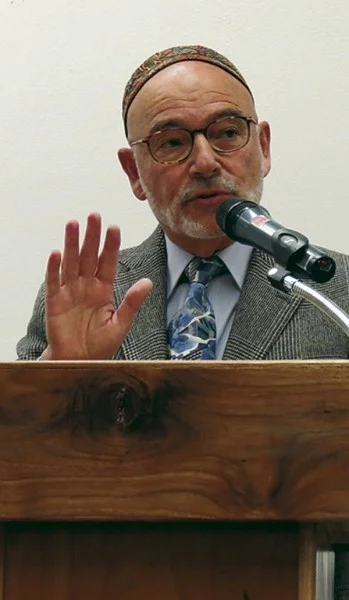 Rabbi Levi Lauer speaking at the conference “We Were Slaves: The Jewish Community Unites Against Sex Trafficking,” in New Jersey in 2014. Photo Robert Wiener.