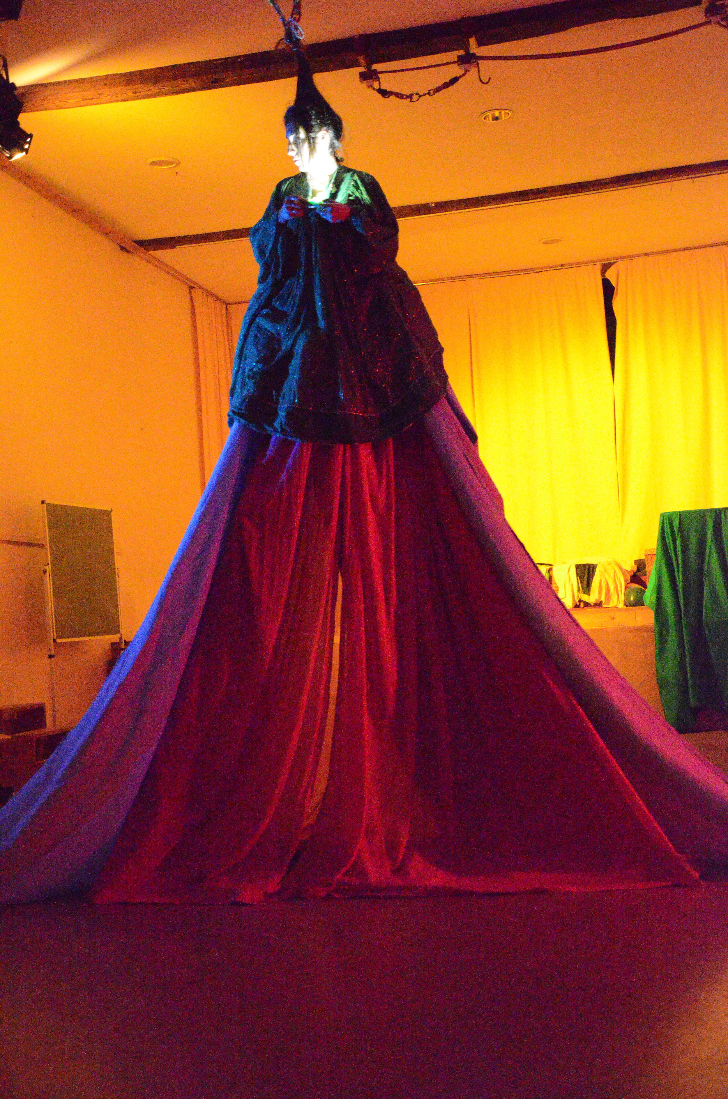 1611_Sensory Labyrinth Theatre IVAN_507.JPG