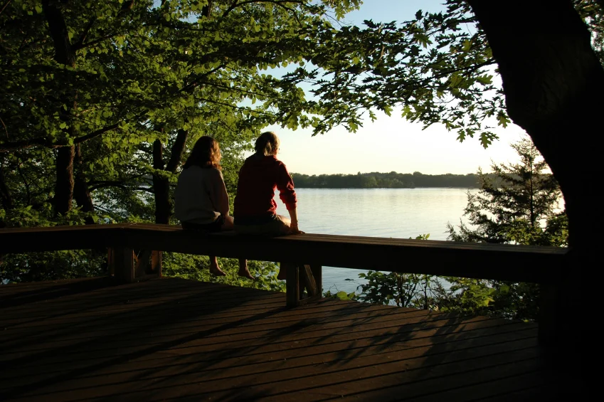 Girls Talking by Lake 4696602Small.jpg