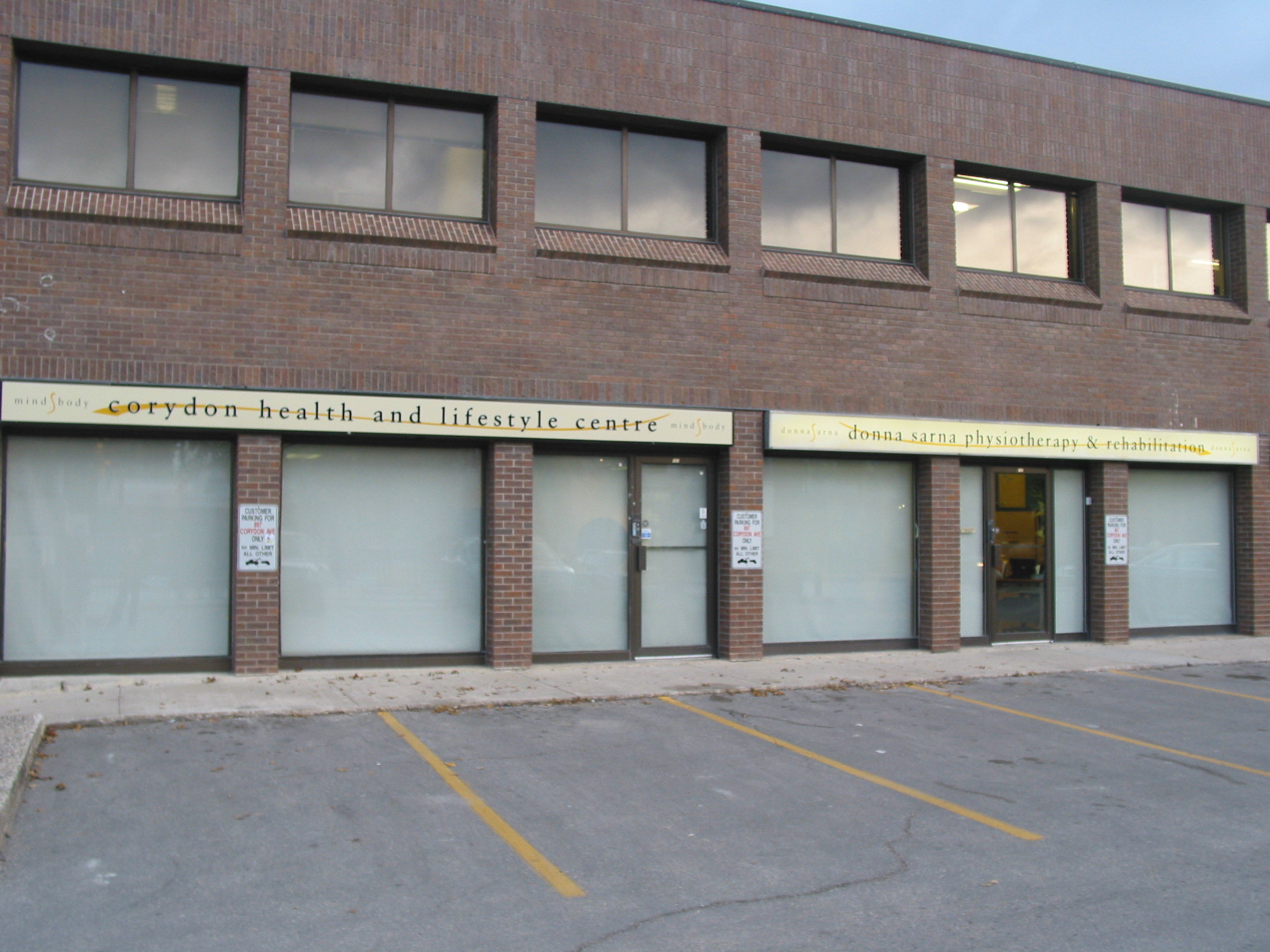 Clinic From Outside at 102-897 Corydon Ave., Winnipeg, MB (Also Find us at our Second Location at 103-1383 Pembina Hwy)