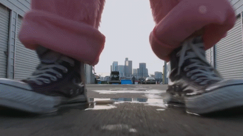 converse-opening-01.gif