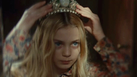 queen-for-a-day-02.jpg
