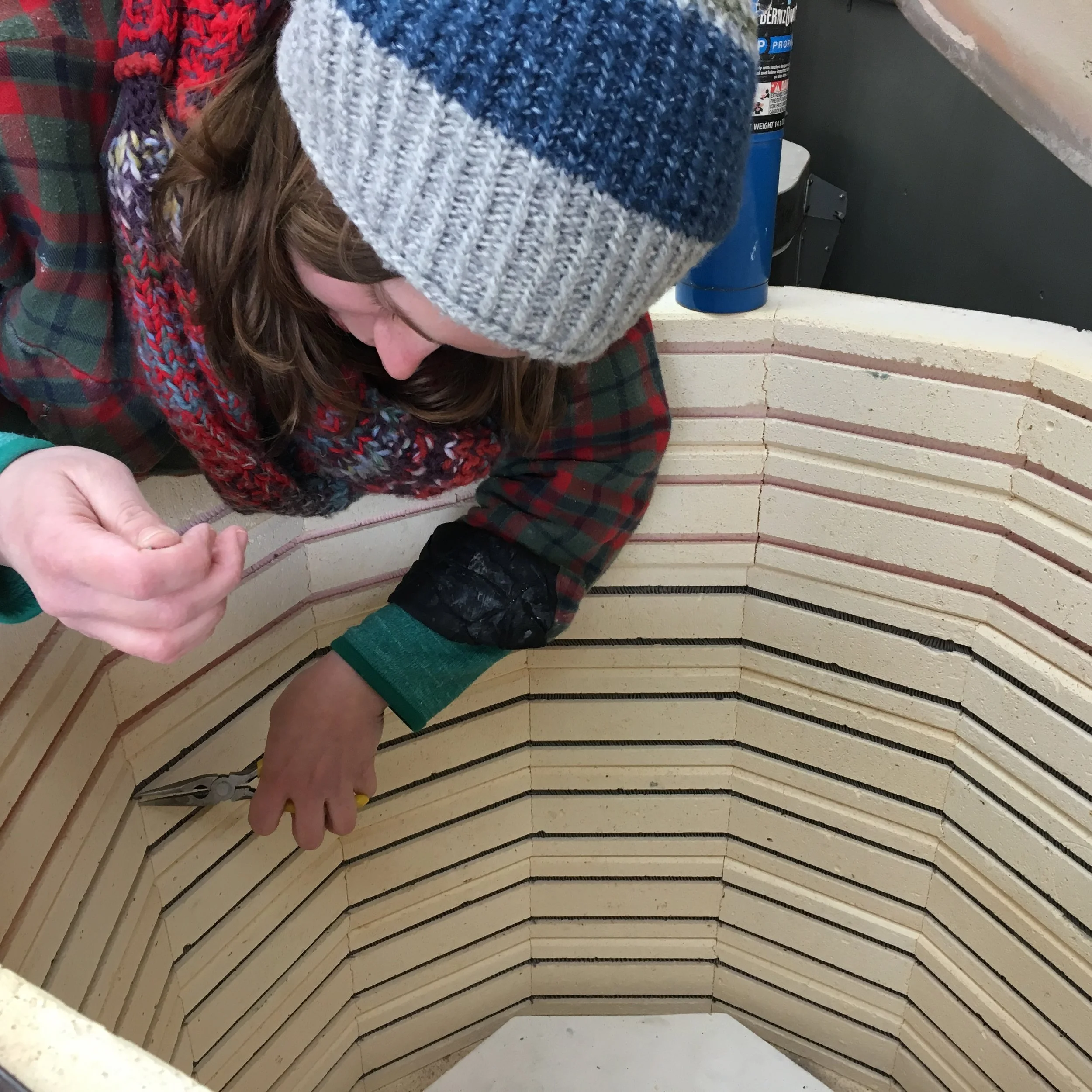 Changing Kiln Elements