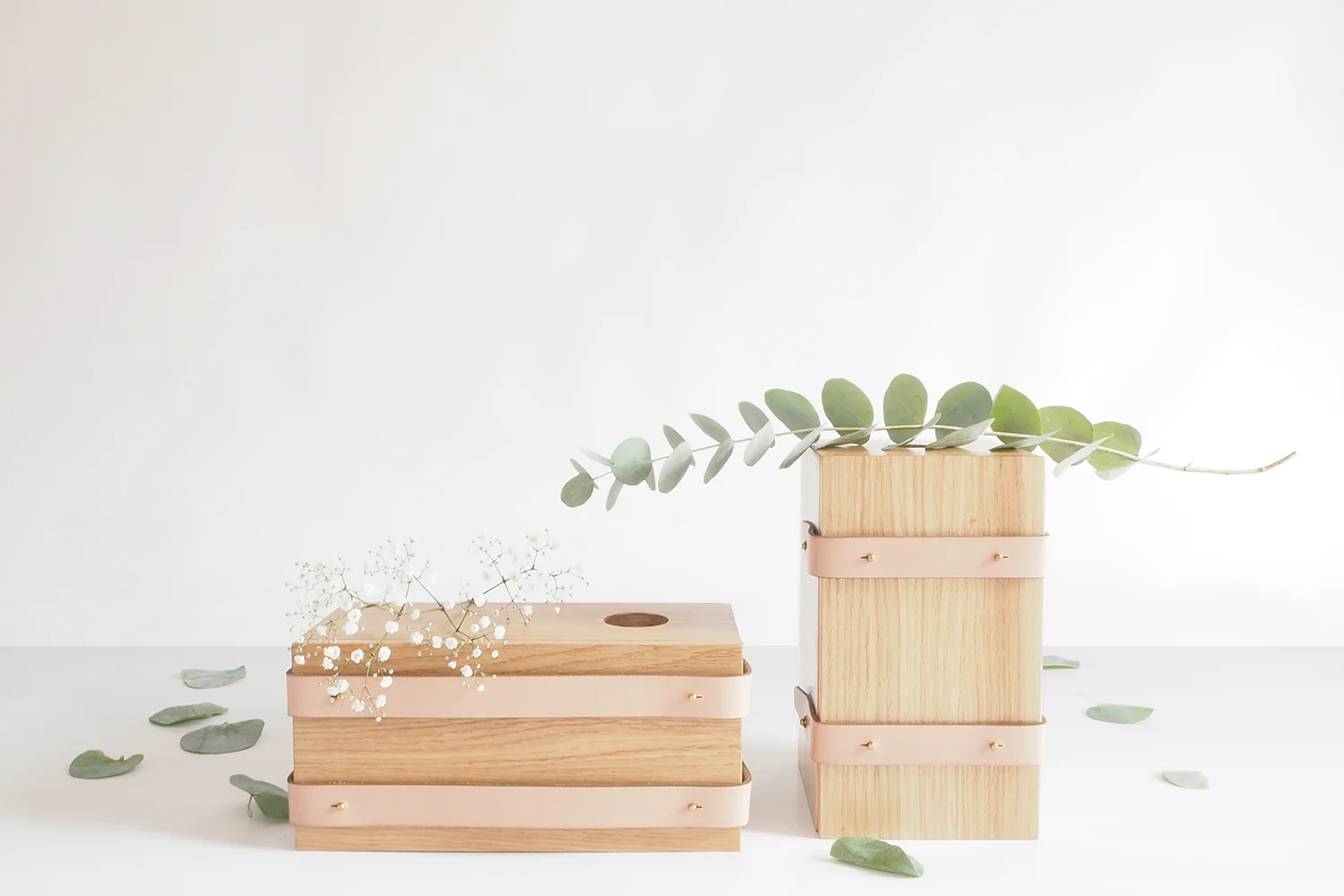 TRANSIT VASES