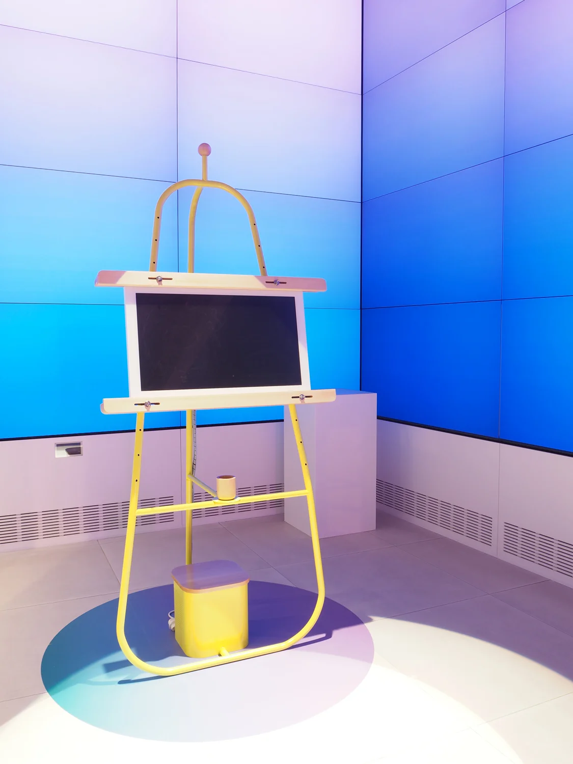 GOOGLE: DIGITAL EASEL
