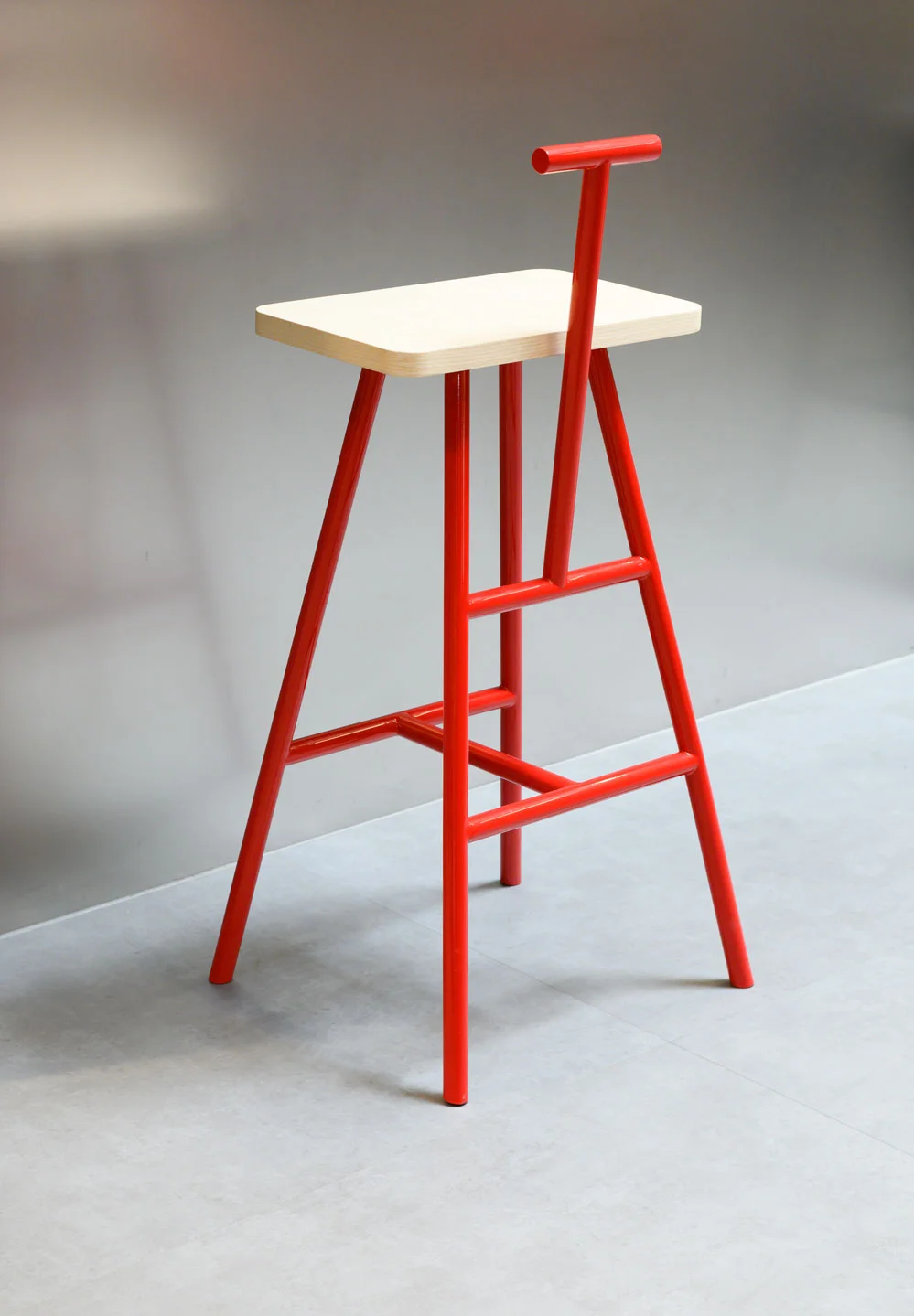 DEPOP HQ ENTRANCE FURNITURE