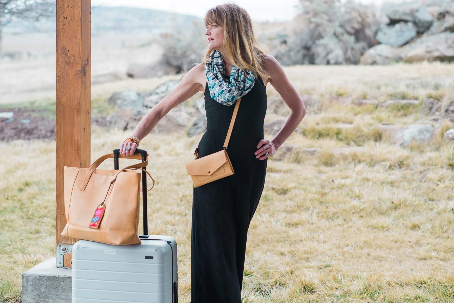 noonday modern leather tote