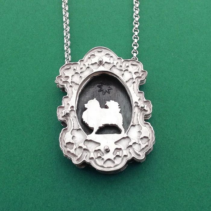 Small Etched Shadowbox with Pomeranian dog.