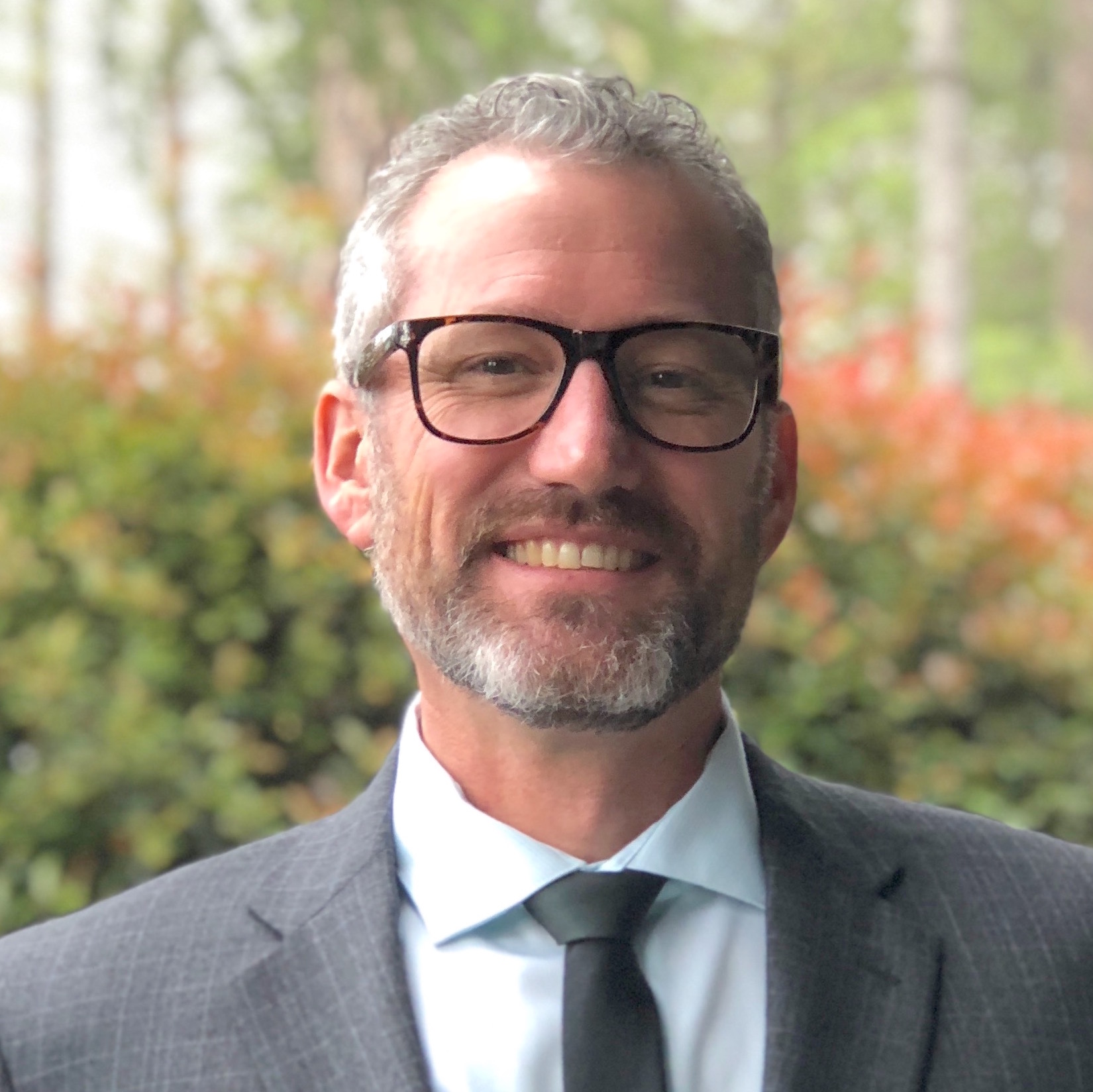 Tullen Bach, Ostrofe Financial Consultants