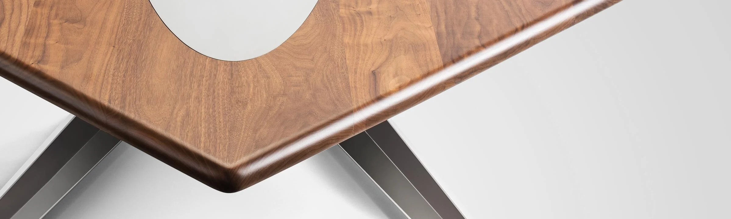 inoxworx_ellipse-handmade-design-coffee-table_banner.jpg