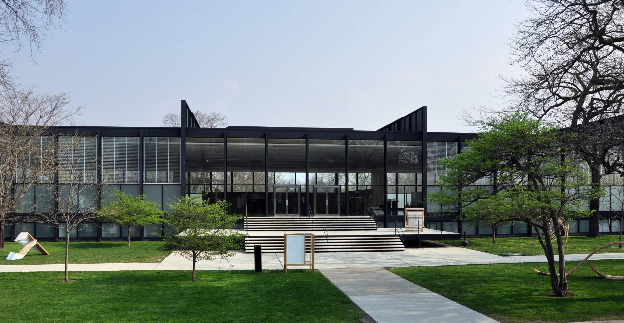 Crown_Hall_1.jpg