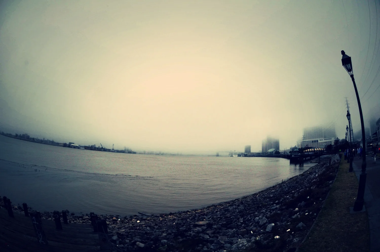 Fog on the Mississippi