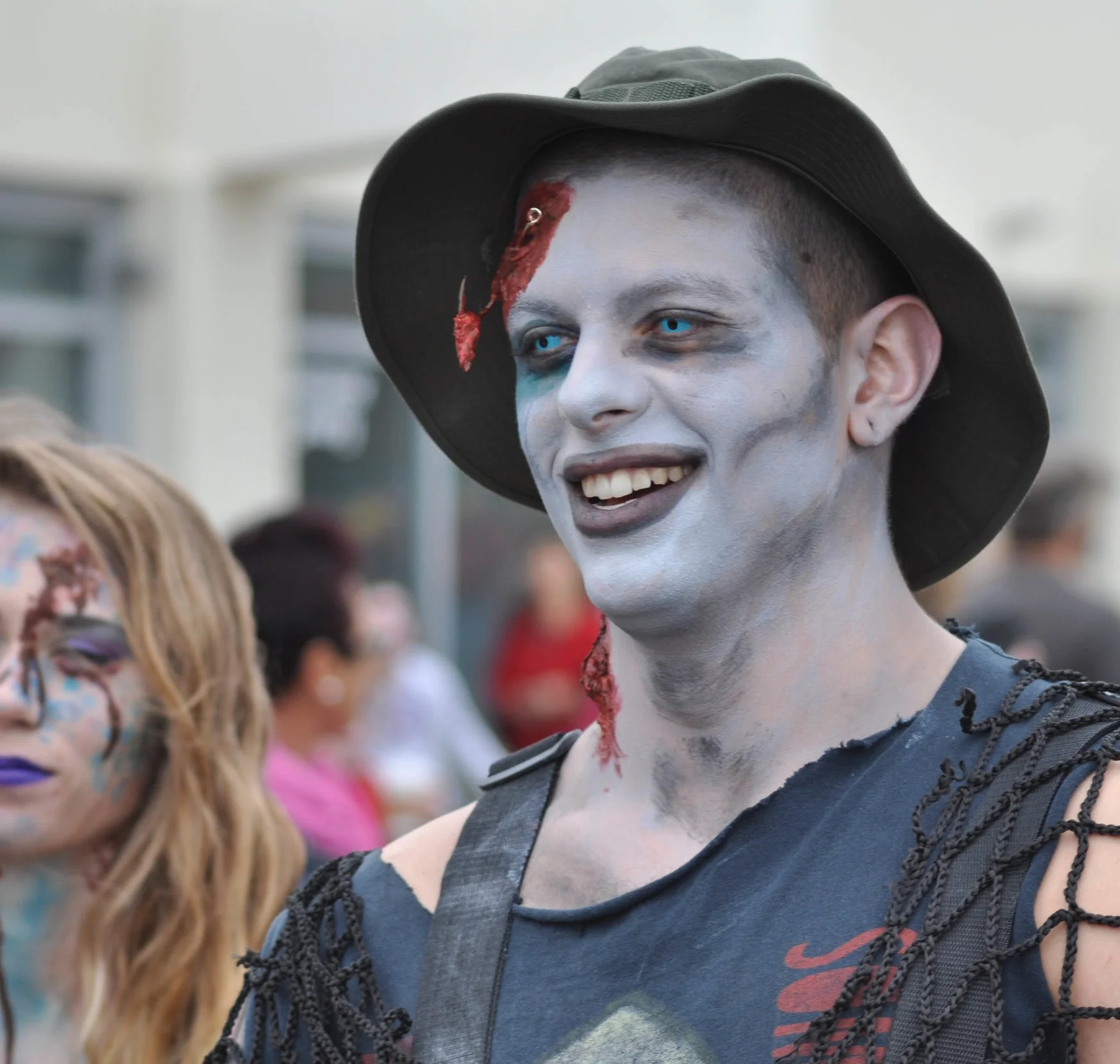 Zombies take note: &nbsp;Doesn't hurt to have a winning smile