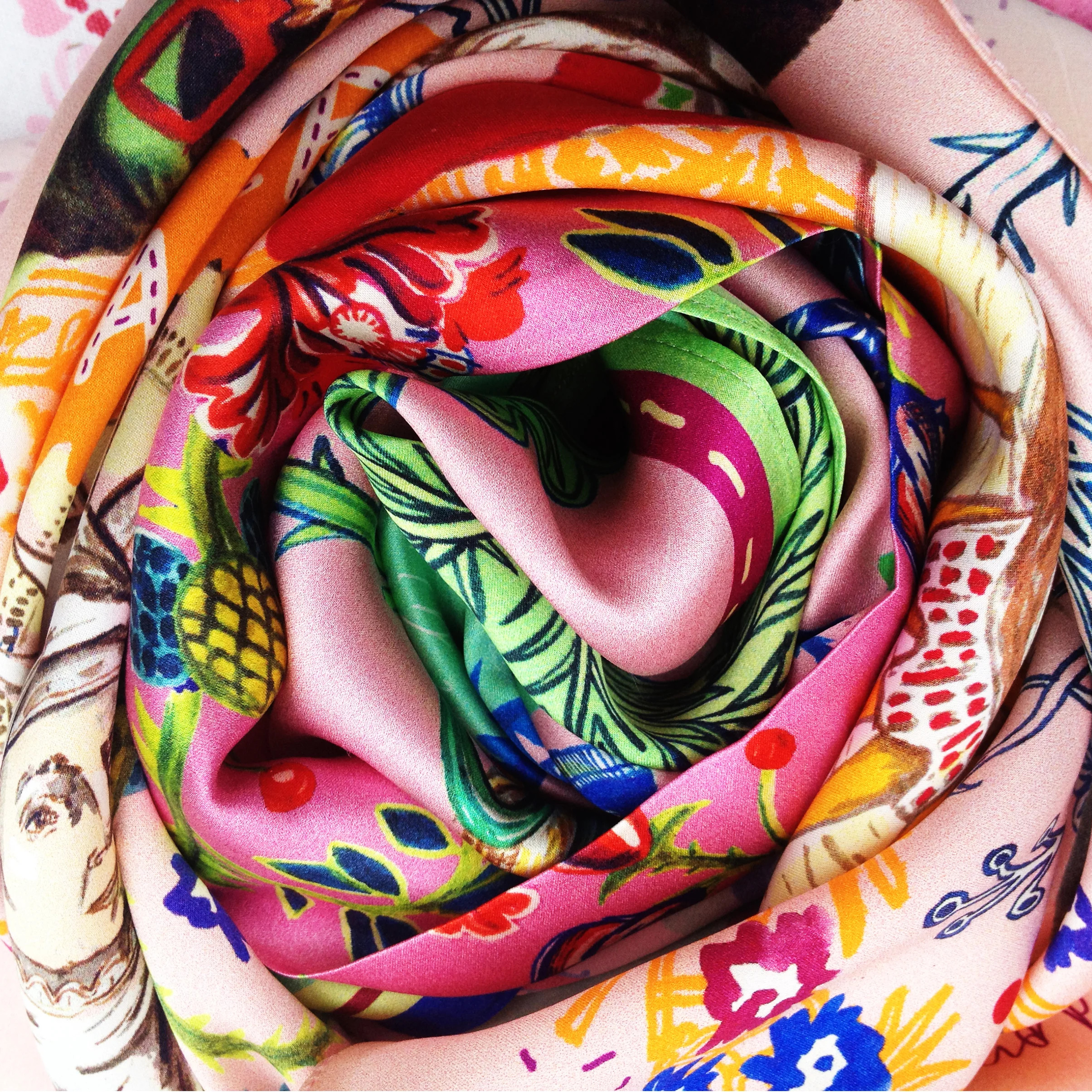 rhiannon scarf 5.jpg