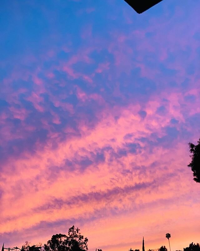 💙💜🧡❤️💙💜🧡
&bull;
A big, big, BIG thank you to everyone who showed their support for us yesterday! And for those who we let down, we are working on improvements! Stay tuned...
&bull;
Until next time, please enjoy this beautiful Silverlake sky ✌️