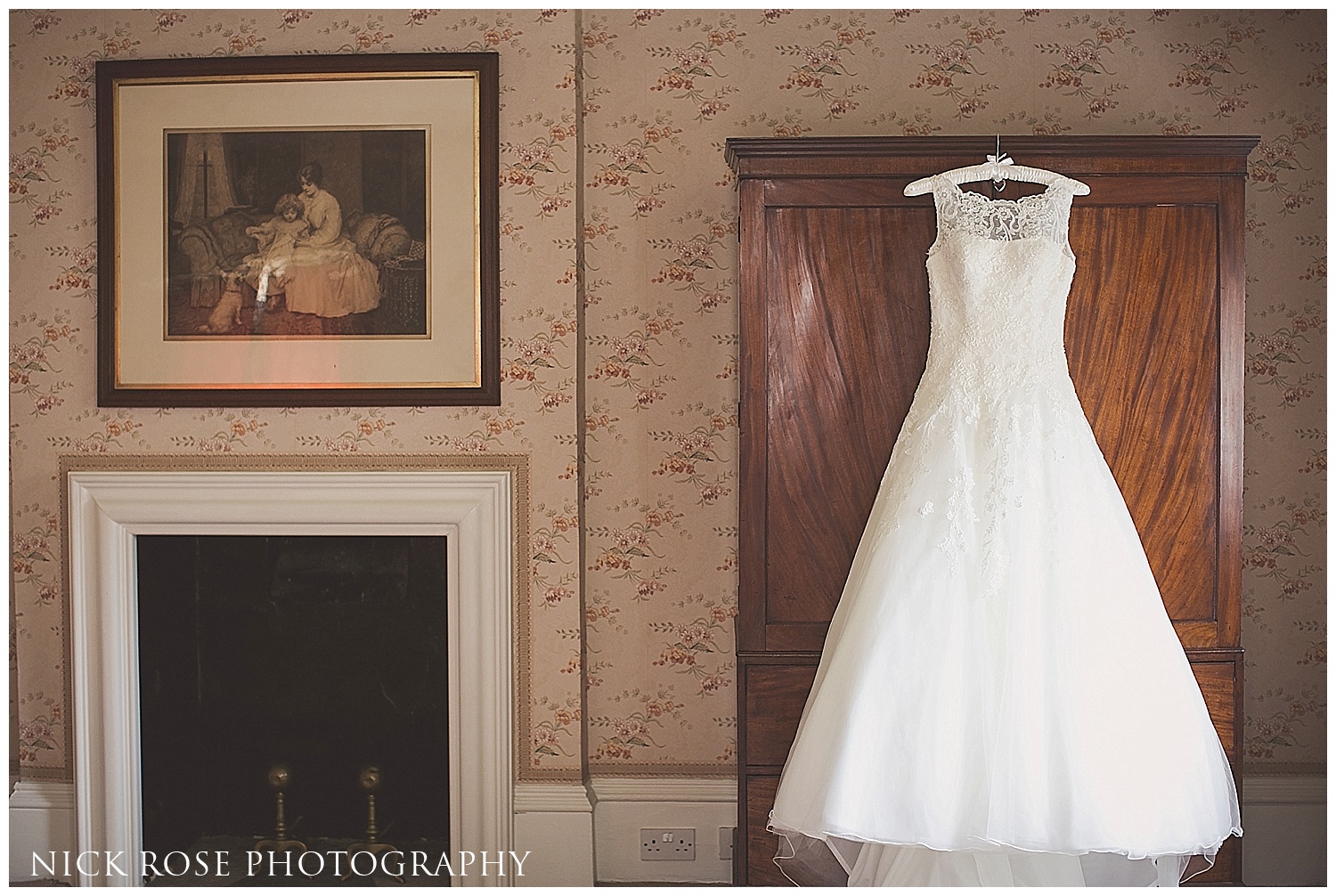 Hampton Court Palace Wedding Photographer