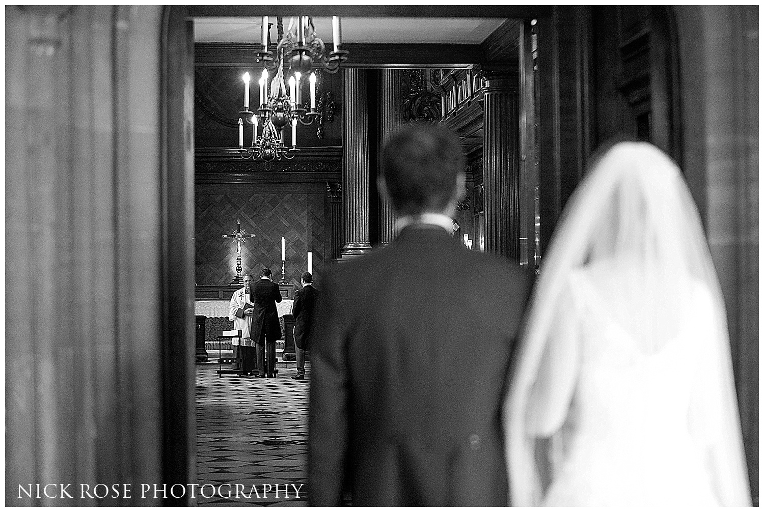 Hampton Court Palace Wedding Photography_0024.jpg