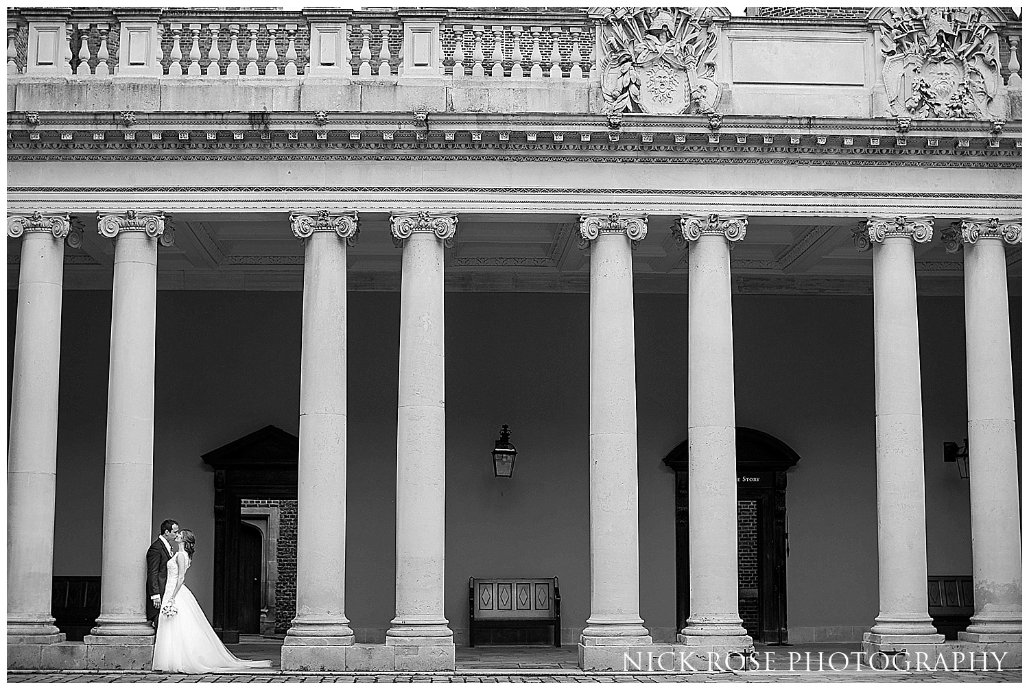 Hampton Court Palace Wedding Photography_0034.jpg