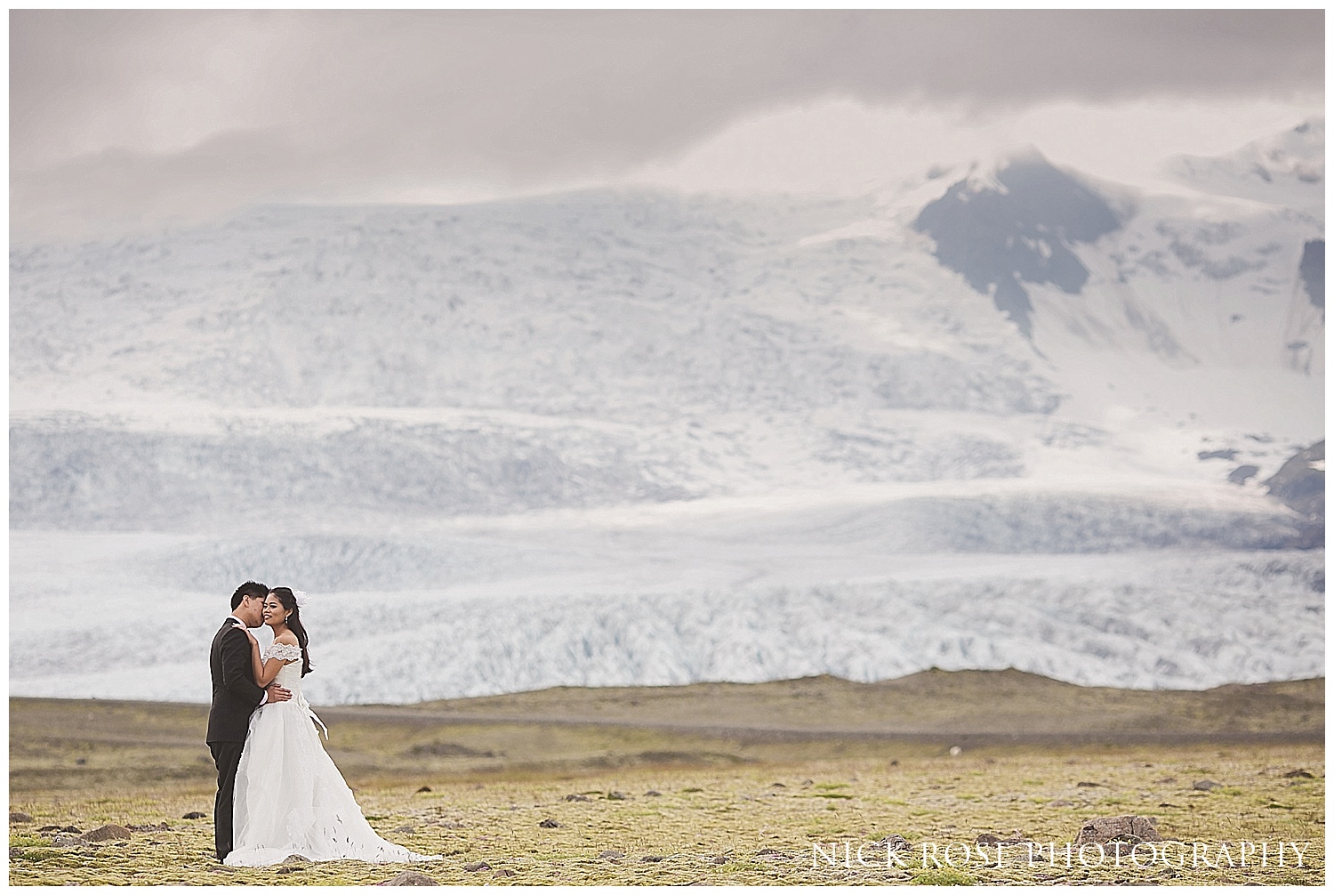 Destination wedding photography Iceland