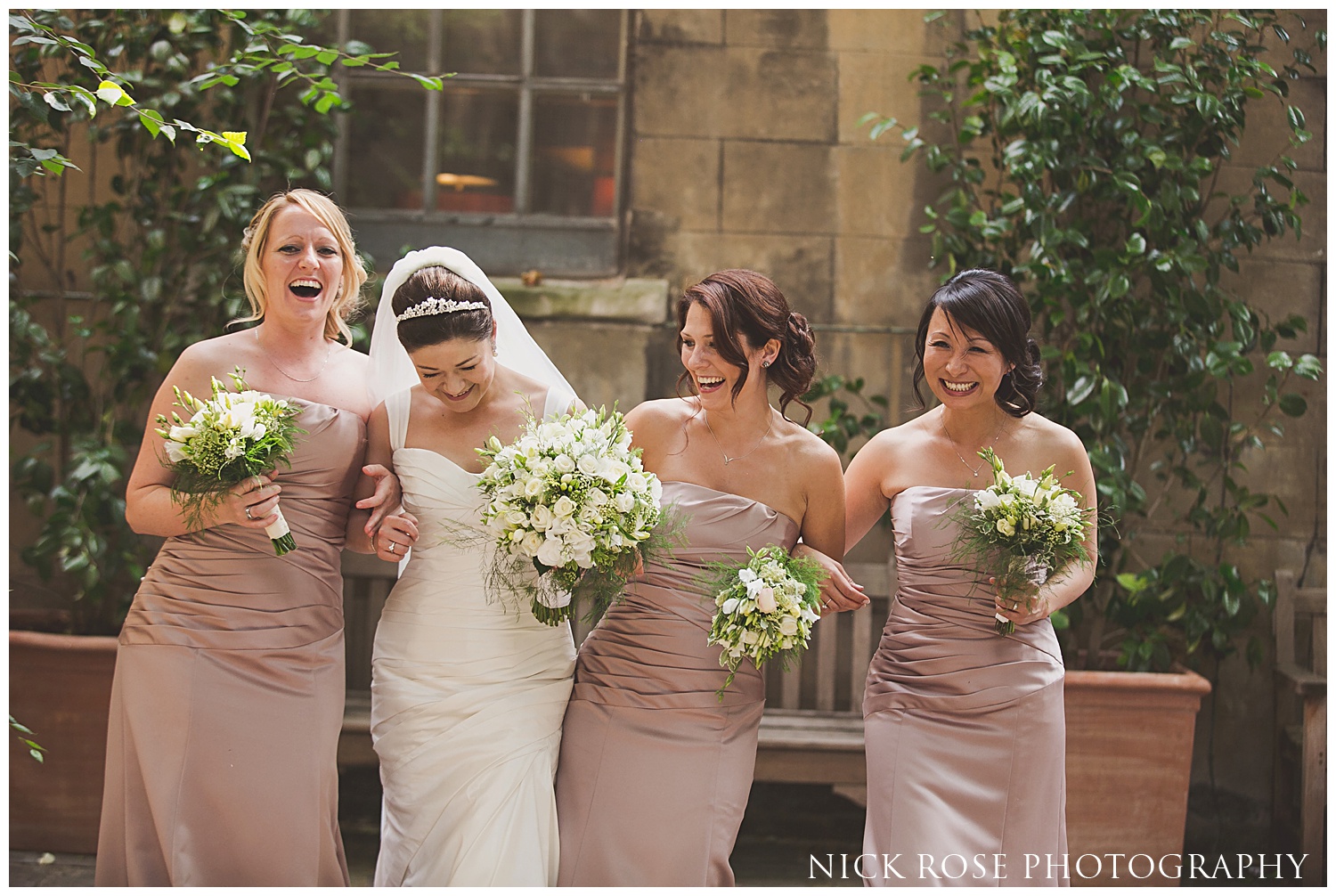 Stationer's Hall Wedding Photographer London