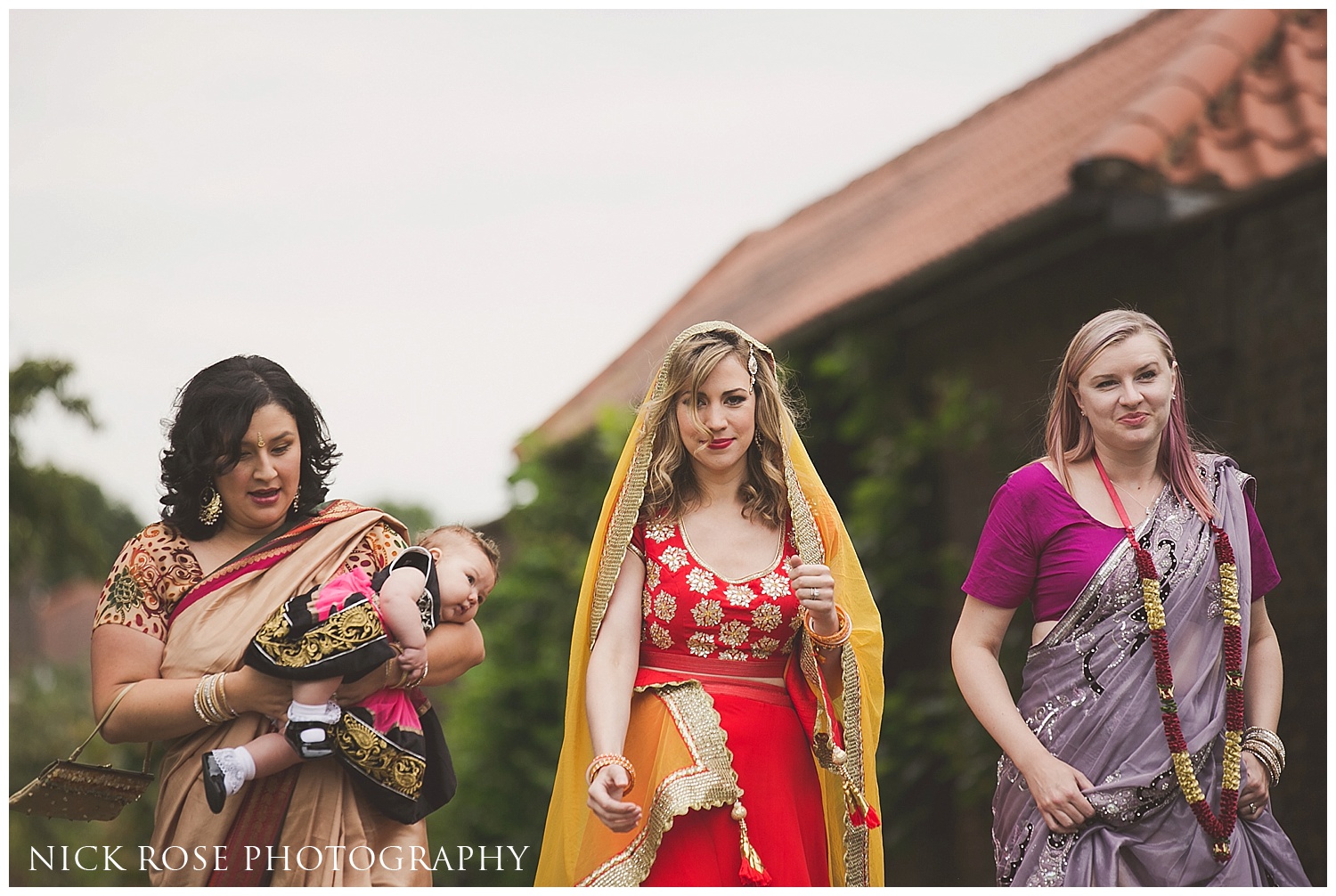 Asian wedding photographer Hampton Court