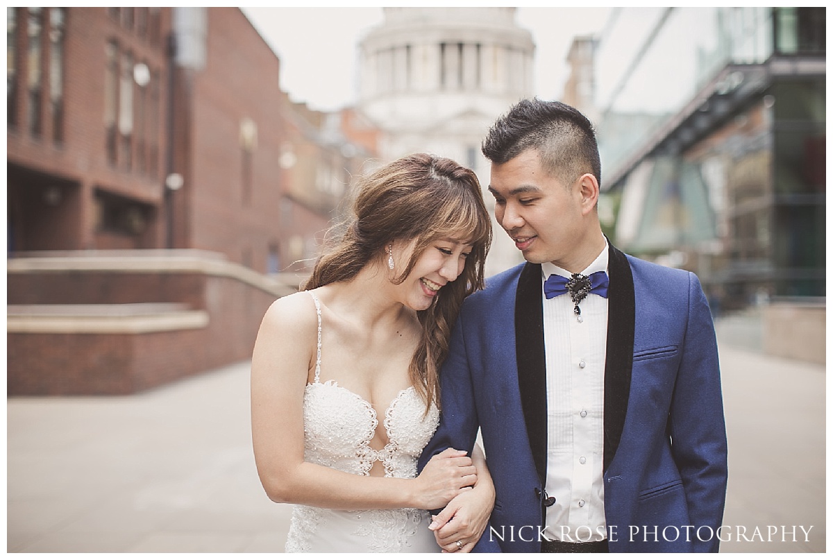  St Pauls pre wedding photography in London 