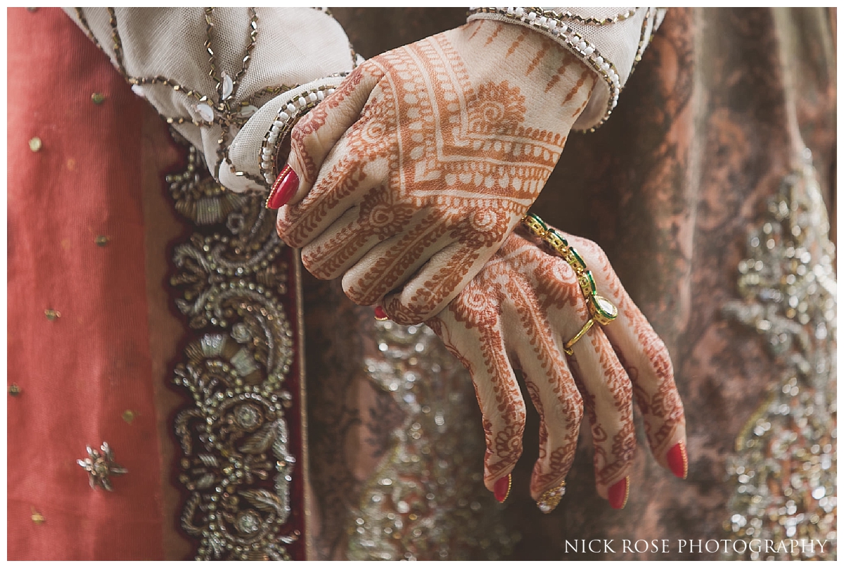  Pakistani bride close up photograph of hands with henna 