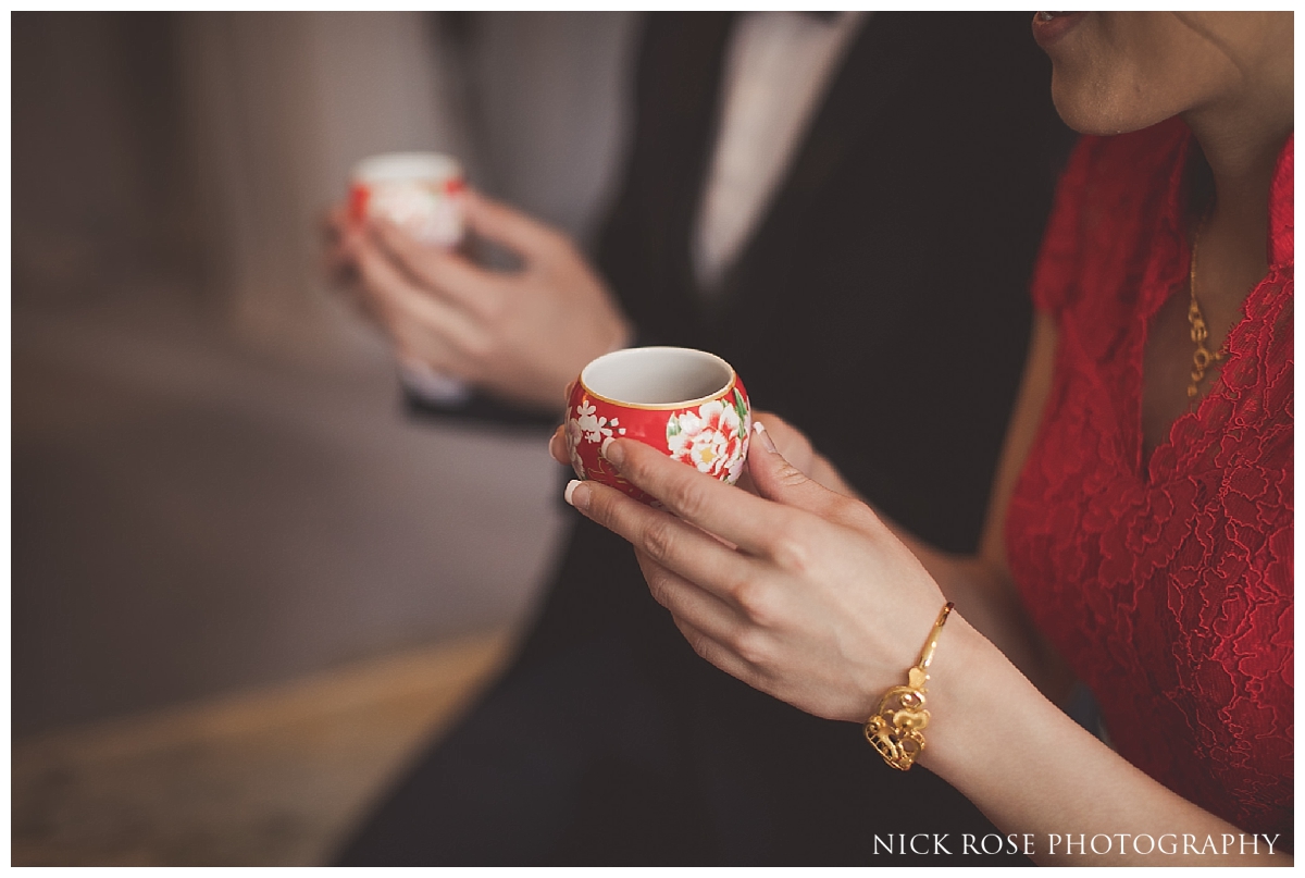  Hong Kong tea ceremonies before a wedding in London 