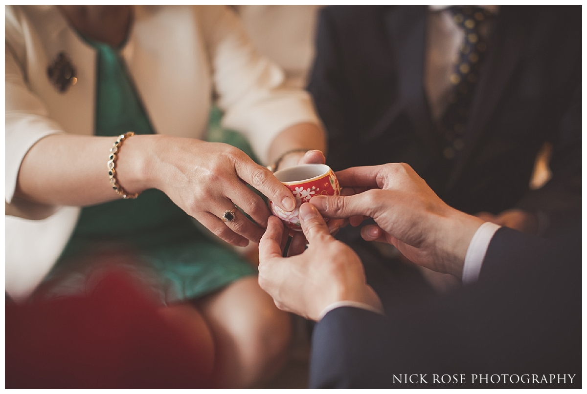  Hong Kong tea ceremonies before a wedding in London 