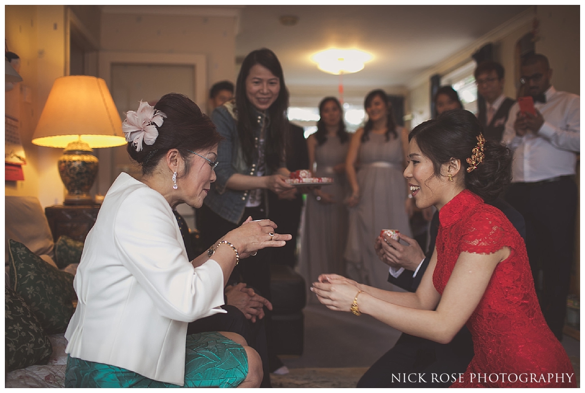  Hong Kong tea ceremonies before a wedding in London 