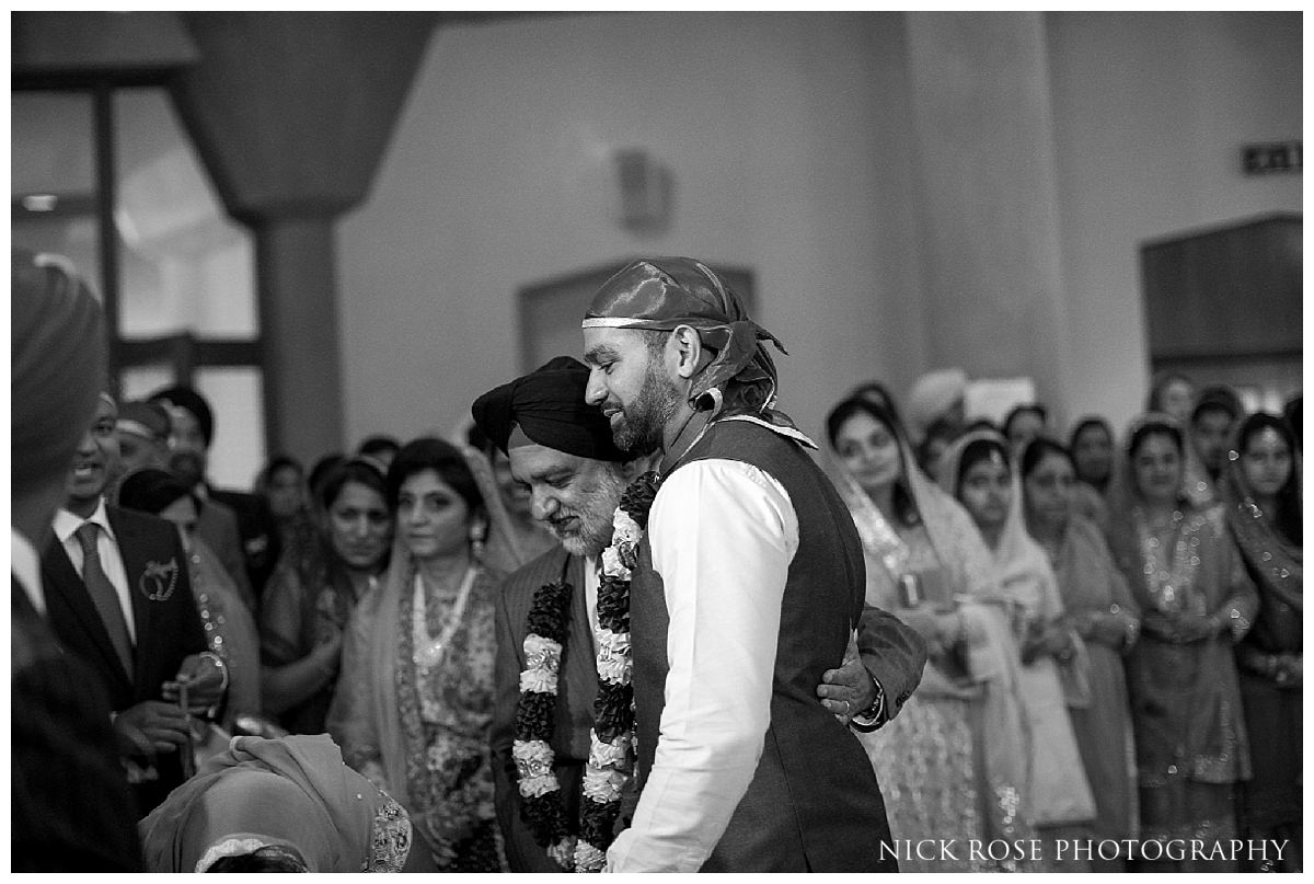 Sri Guru Singh Sabha Gurdwara Sikh Wedding Photography_0022.jpg