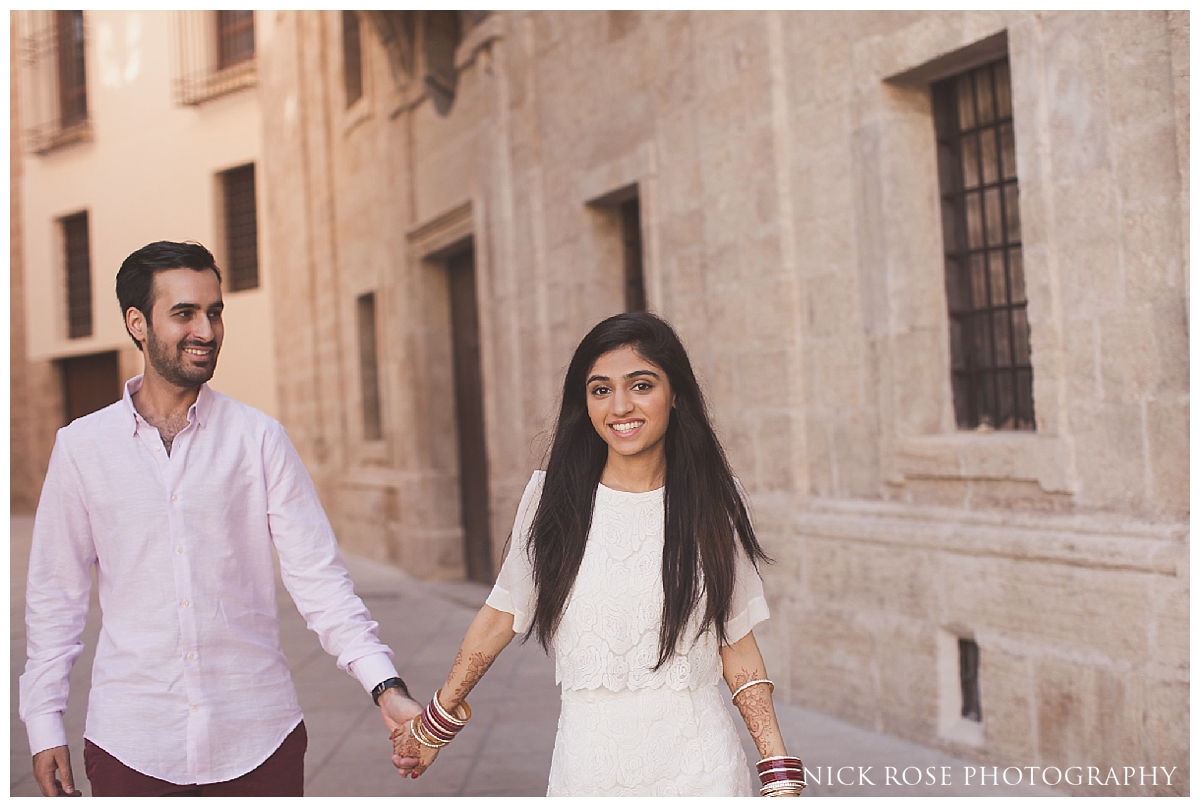 Destination engagement photography in Valencia, Spain