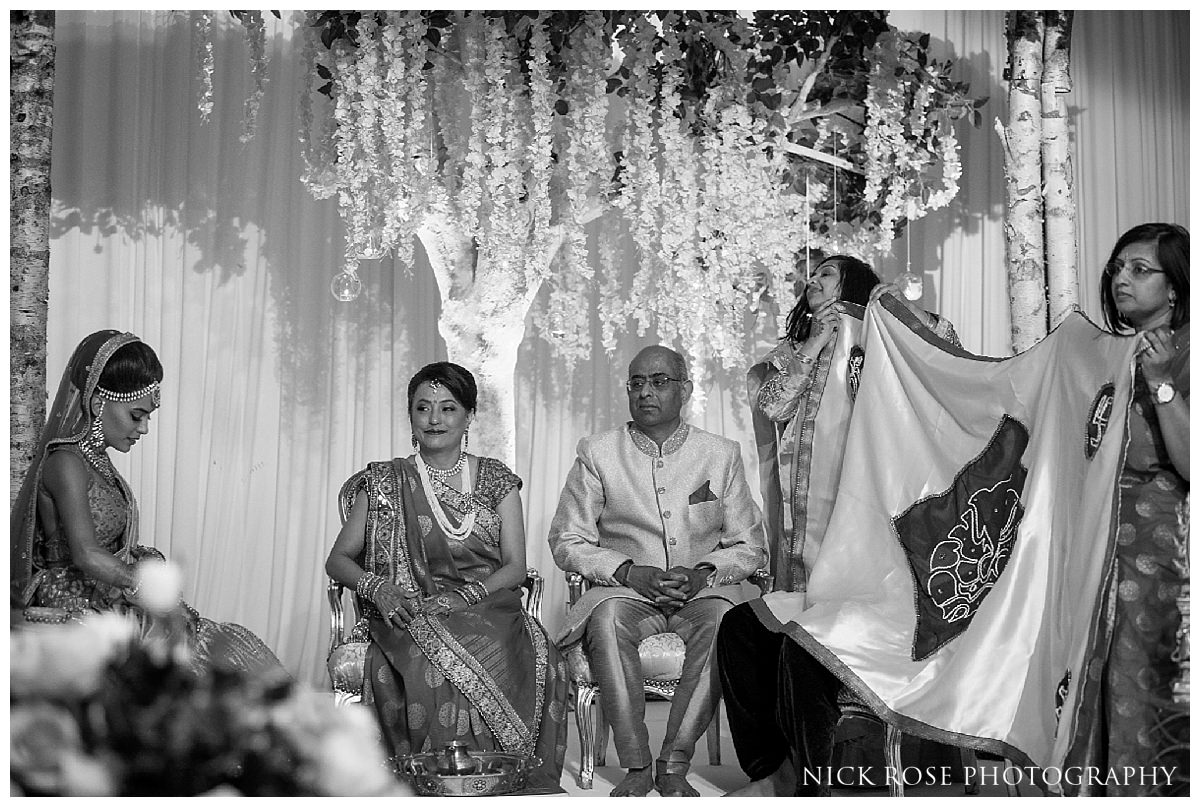 Hunton Park Hotel Indian Wedding Photography_0021.jpg