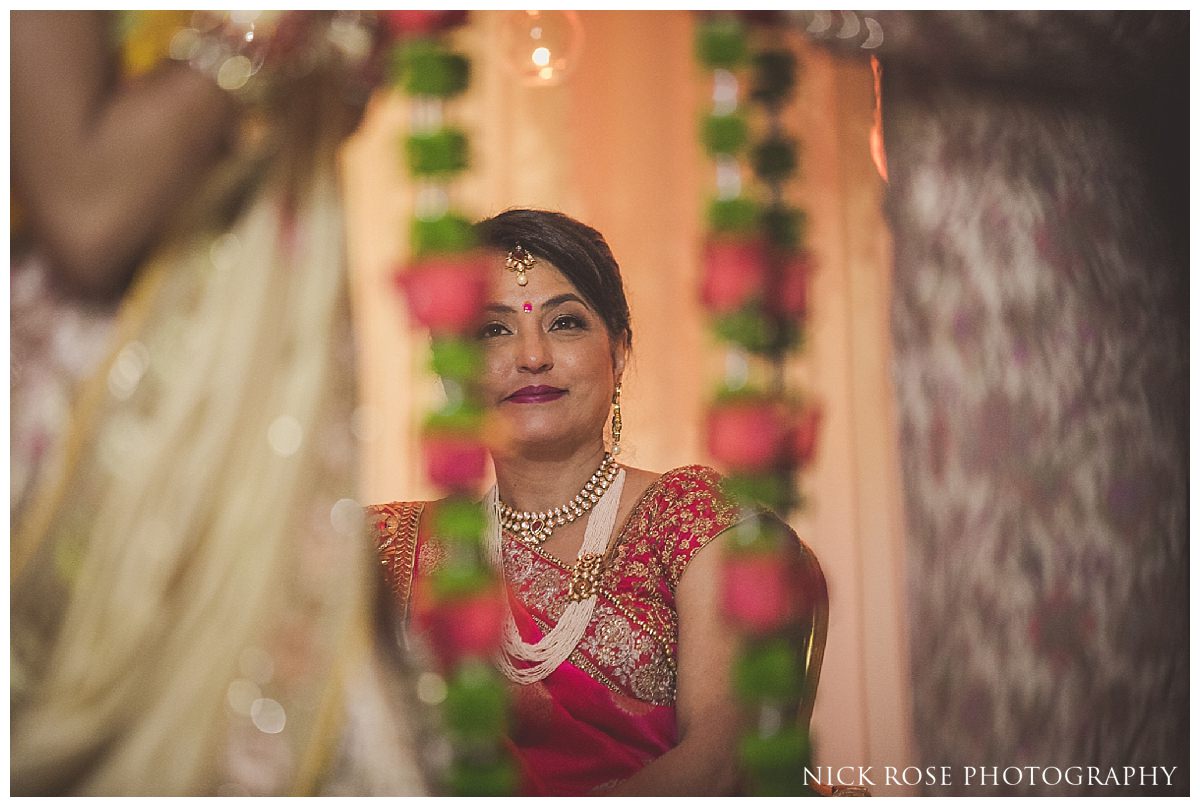 Hunton Park Hotel Indian Wedding Photography_0024.jpg