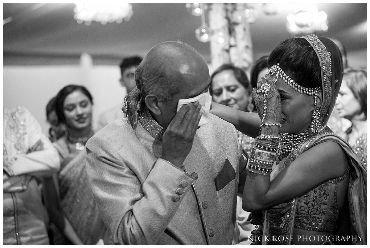 Hunton Park Hotel Indian Wedding Photography_0046.jpg