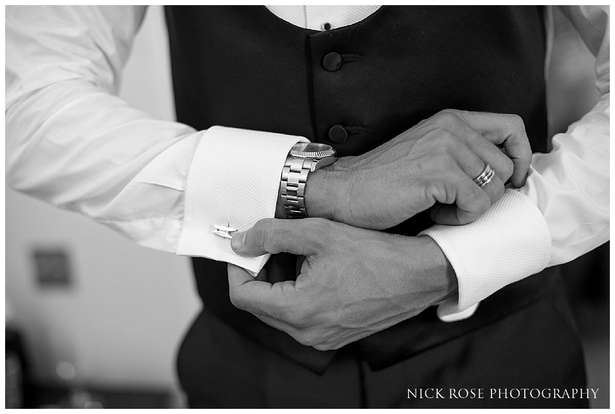 Botleys Mansion Wedding Photography_0012.jpg