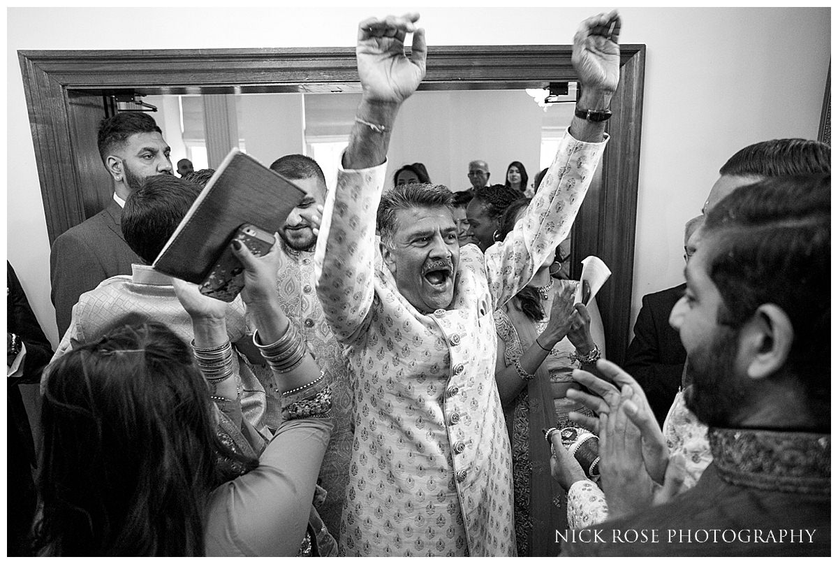 Quendon Hall Hindu Wedding Photography_0013.jpg
