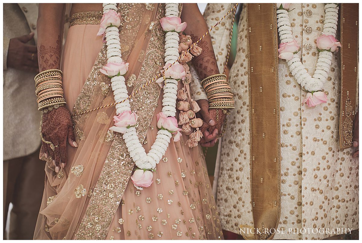 Quendon Hall Hindu Wedding Photography_0020.jpg