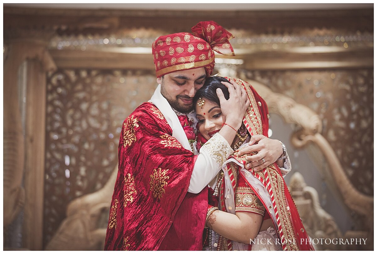 Hilton Syon Park Indian Wedding Photography_0024.jpg