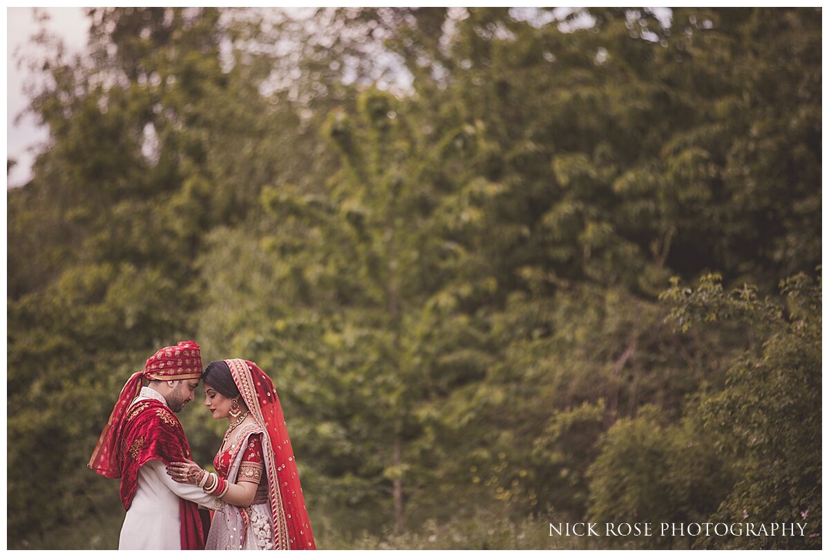 Hilton Syon Park Indian Wedding Photography_0029.jpg